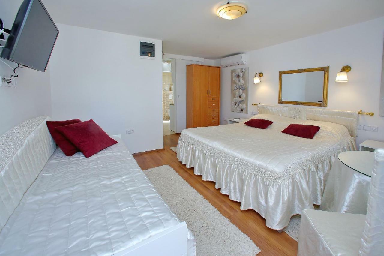 Apartments Brankica ซาดาร์ ภายนอก รูปภาพ